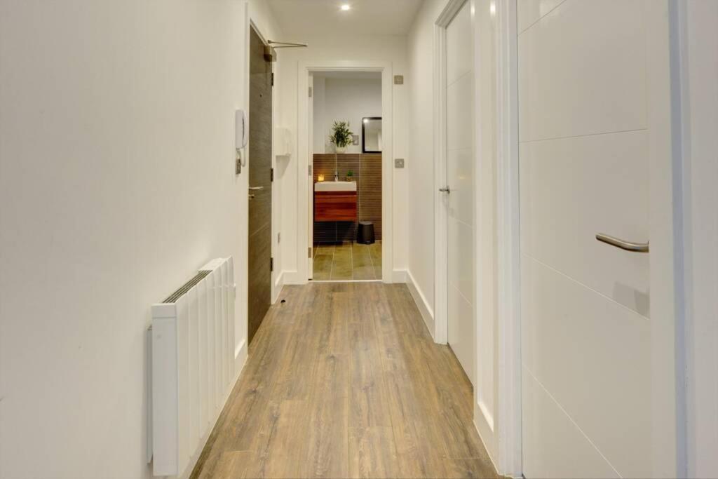 Modern & Stylish 2Br Apartment - Queens House Coventry Exteriér fotografie