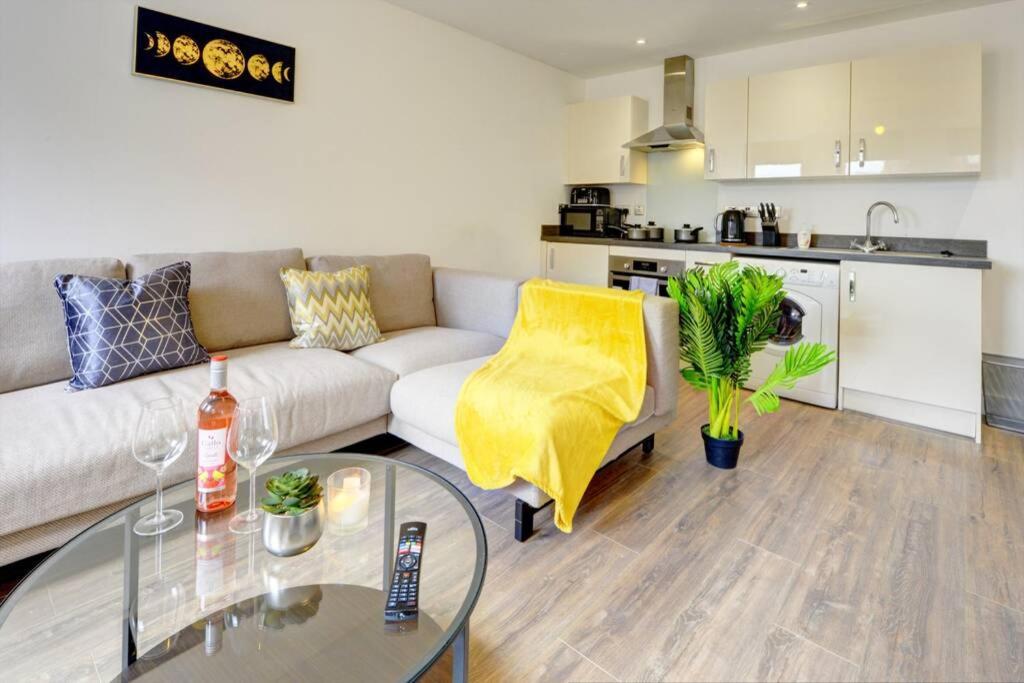 Modern & Stylish 2Br Apartment - Queens House Coventry Exteriér fotografie